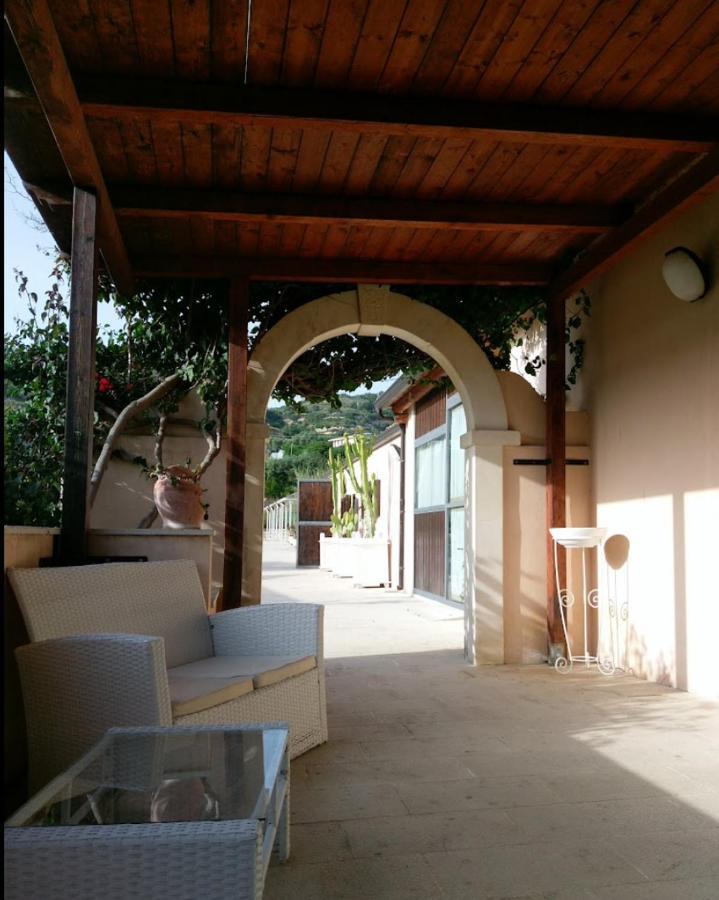 Villa Agriturismo La Fiumara Noto Exterior foto